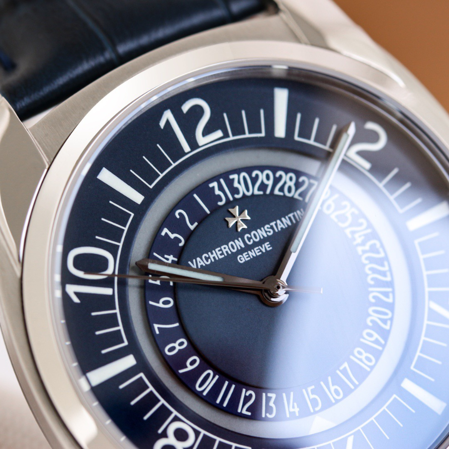Vacheron Constantin Overseas 4500V 바쉐론 콘스탄틴 오버시즈 4500V 오토매틱 데이트 네이비다이얼 4