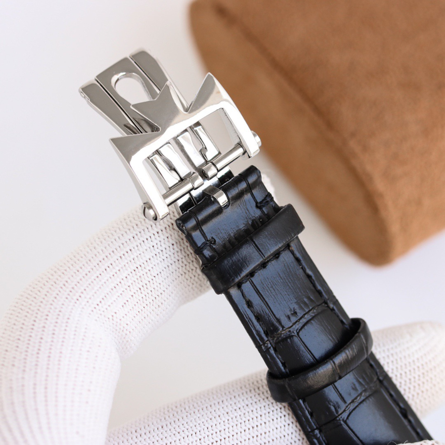 Vacheron Constantin Overseas 4500V 바쉐론 콘스탄틴 오버시즈 4500V 오토매틱 데이트 블랙다이얼 9