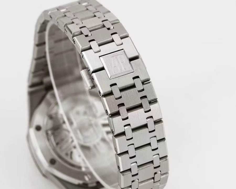 Audemars Piguet Royal Oak Ref.26730ST 오데마 피게 로얄 오크 오토매틱 플라잉 투르비용 41mm 11