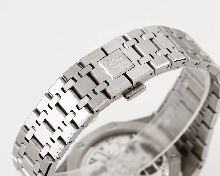 Audemars Piguet Royal Oak Ref.26730ST 오데마 피게 로얄 오크 오토매틱 플라잉 투르비용 41mm 11