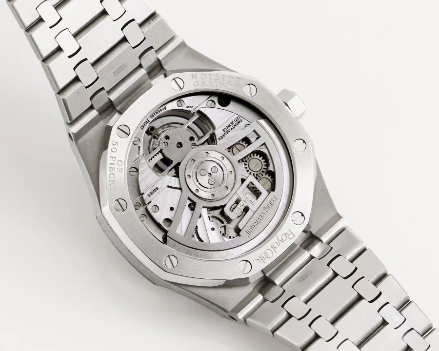 Audemars Piguet Royal Oak Ref.26730ST 오데마 피게 로얄 오크 오토매틱 플라잉 투르비용 41mm 그라데이션블루 10