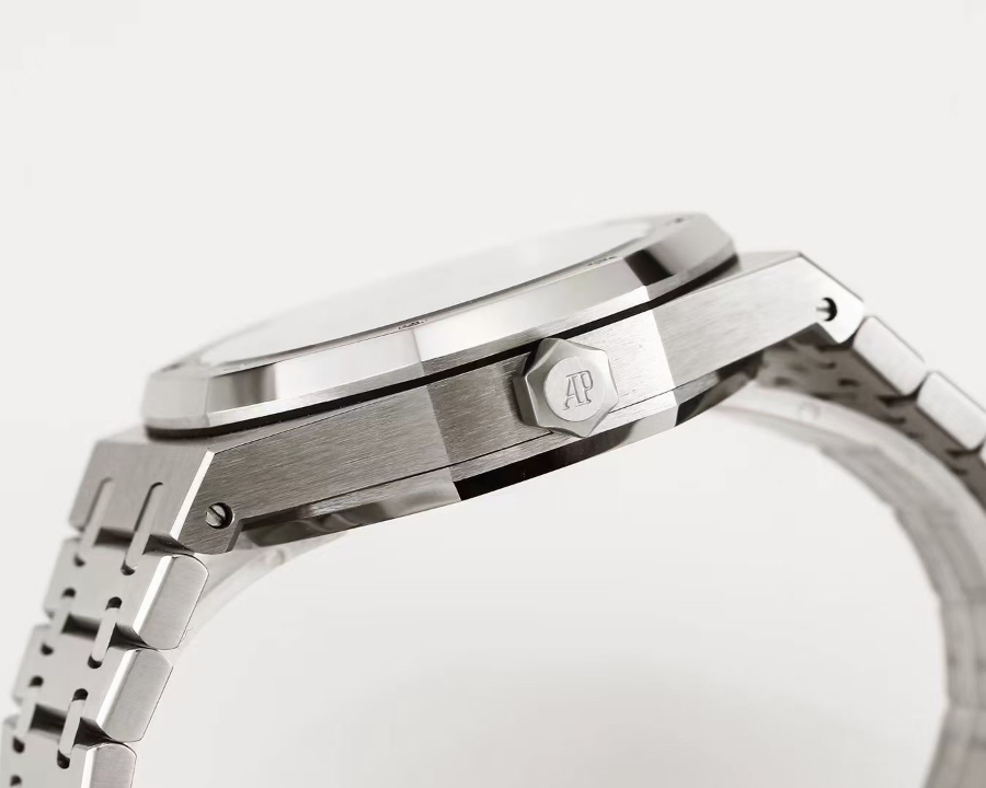 Audemars Piguet Royal Oak Ref.26730ST 오데마 피게 로얄 오크 오토매틱 플라잉 투르비용 41mm 네이비 8