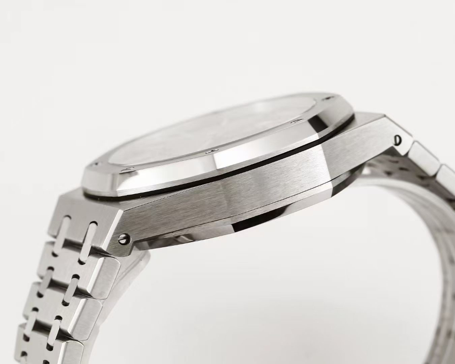 Audemars Piguet Royal Oak Ref.26730ST 오데마 피게 로얄 오크 오토매틱 플라잉 투르비용 41mm 네이비 9