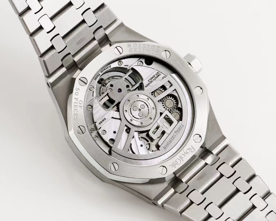 Audemars Piguet Royal Oak Ref.26730ST 오데마 피게 로얄 오크 오토매틱 플라잉 투르비용 41mm 네이비 10