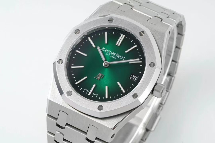 Audemars Piguet Royal Oak Extra-Thin 39mm Ref.15202 오데마 피게 로얄 오크 엑스트라 씬 39mm 에메랄드그린 4
