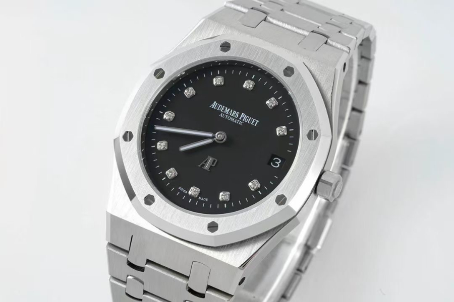 Audemars Piguet Royal Oak Extra-Thin 39mm Ref.15202 오데마 피게 로얄 오크 엑스트라 씬 39mm 블랙 쥬얼인덱스 4