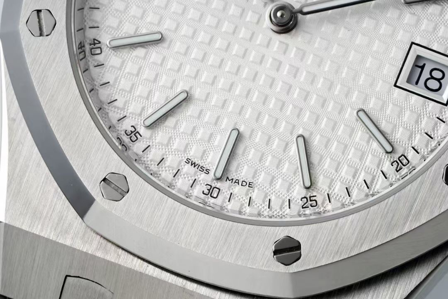 Audemars Piguet Royal Oak Extra-Thin 39mm Ref.15202 오데마 피게 로얄 오크 엑스트라 씬 39mm 화이트 5