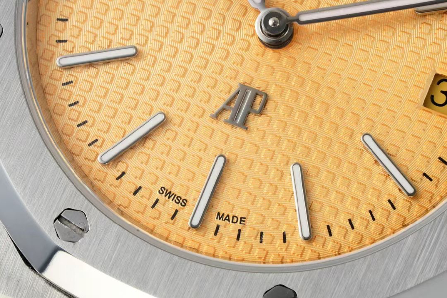 Audemars Piguet Royal Oak Extra-Thin 39mm Ref.15202 오데마 피게 로얄 오크 엑스트라 씬 39mm 옐로우골드 6