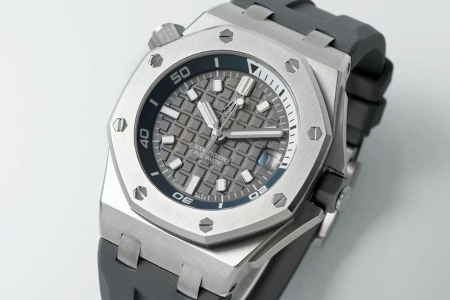 Audemars Piguet Royal Oak Offshore Diver 15720ST.OO.A009CA.01 오데마 피게 로열 오크 오프쇼어 다이버 15720 3