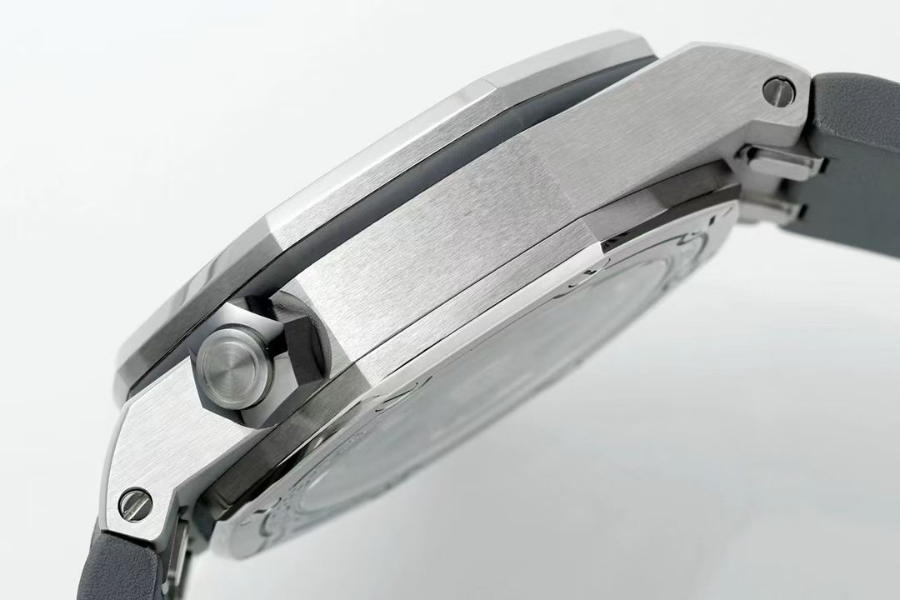 Audemars Piguet Royal Oak Offshore Diver 15720ST.OO.A009CA.01 오데마 피게 로열 오크 오프쇼어 다이버 15720 7