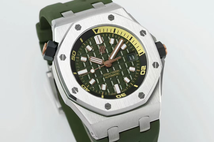 Audemars Piguet Royal Oak Offshore Diver 15720ST.OO.A009CA.01 오데마 피게 로열 오크 오프쇼어 다이버 15720 다크그린 3