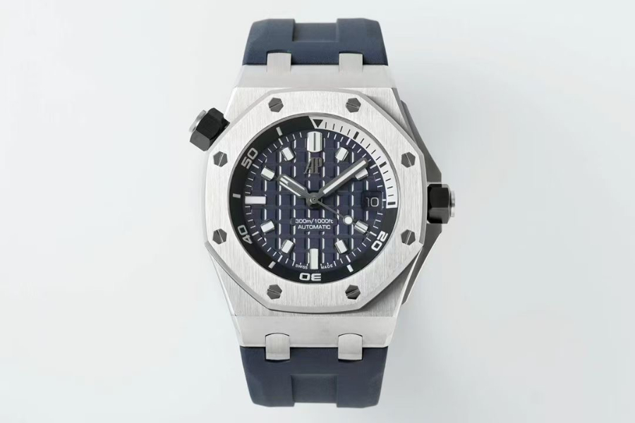 Audemars Piguet Royal Oak Offshore Diver 15720ST.OO.A009CA.01 오데마 피게 로열 오크 오프쇼어 다이버 15720 네이비 1