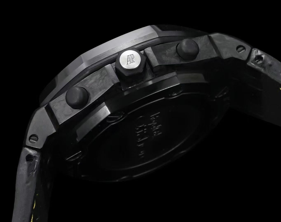 Audemars Piguet Royal Oak Offshore Chronograph 26400 오데마 피게 로열 오크 오프쇼어 크로노그래프 26400 블랙 옐로우 6