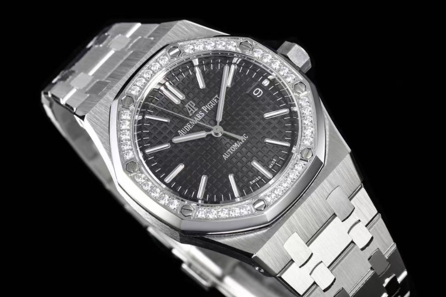 Audemars Piguet Royal Oak Selfwinding 37mm 15451ST 오데마 피게 로열 오크 여성용 셀프와인딩 37mm 15451 실버 블랙 3
