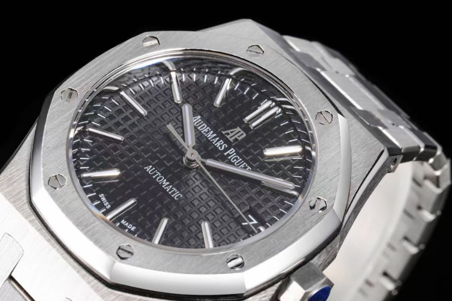 Audemars Piguet Royal Oak Selfwinding 37mm 15451ST 오데마 피게 로열 오크 여성용 셀프와인딩 37mm 15451 실버베젤 블랙다이얼 5