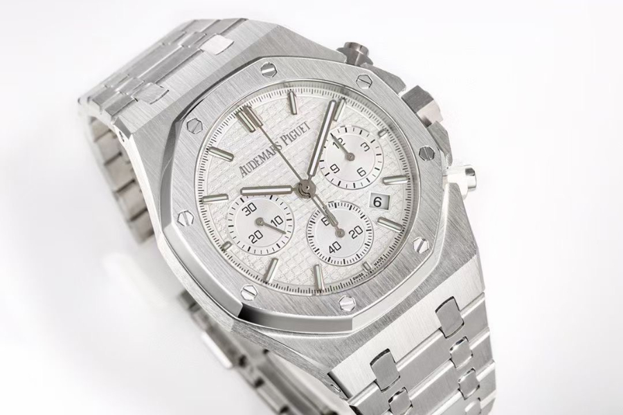 Audemars Piguet Royal Oak Chronograph 26240OR 오데마 피게 로열 오크 크로노그래프 26240 실버베젤 네이비다이얼 6