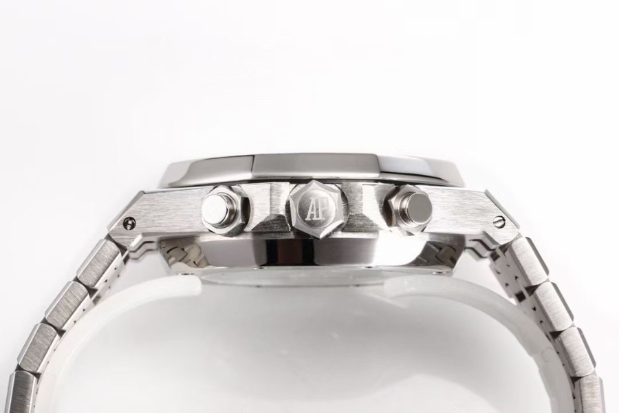 Audemars Piguet Royal Oak Chronograph 26240OR 오데마 피게 로열 오크 크로노그래프 26240 실버베젤 네이비다이얼 7