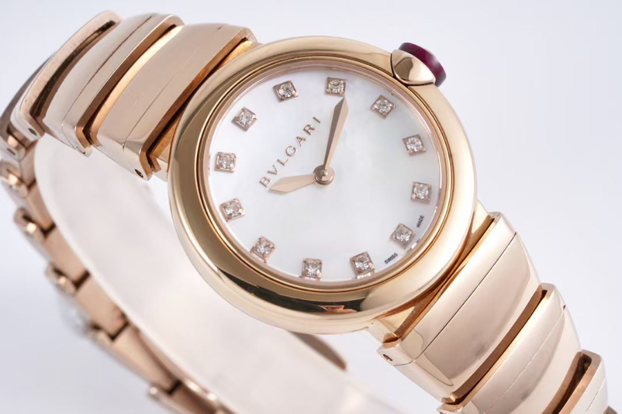 BVLGARI LVCEA 28mm Diamond Bezel Quartz Watch 불가리 루체아 28mm 다이아몬드 베젤 여성용 쿼츠 시계 화이트베젤 3