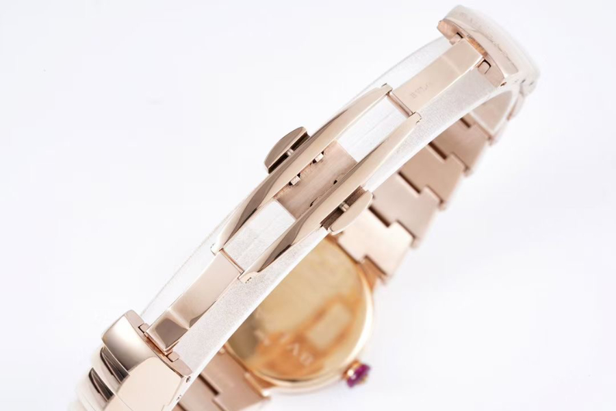 BVLGARI LVCEA 28mm Diamond Bezel Quartz Watch 불가리 루체아 28mm 다이아몬드 베젤 여성용 쿼츠 시계 화이트베젤 10