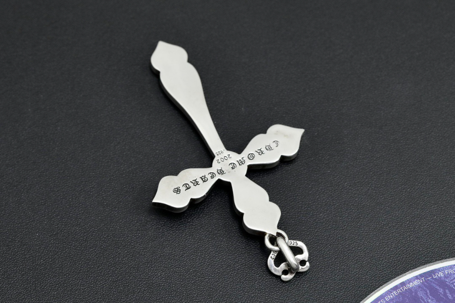Chrome Hearts Heart Cross Pendant 크롬하츠 하트 크로스 펜던트 925 15