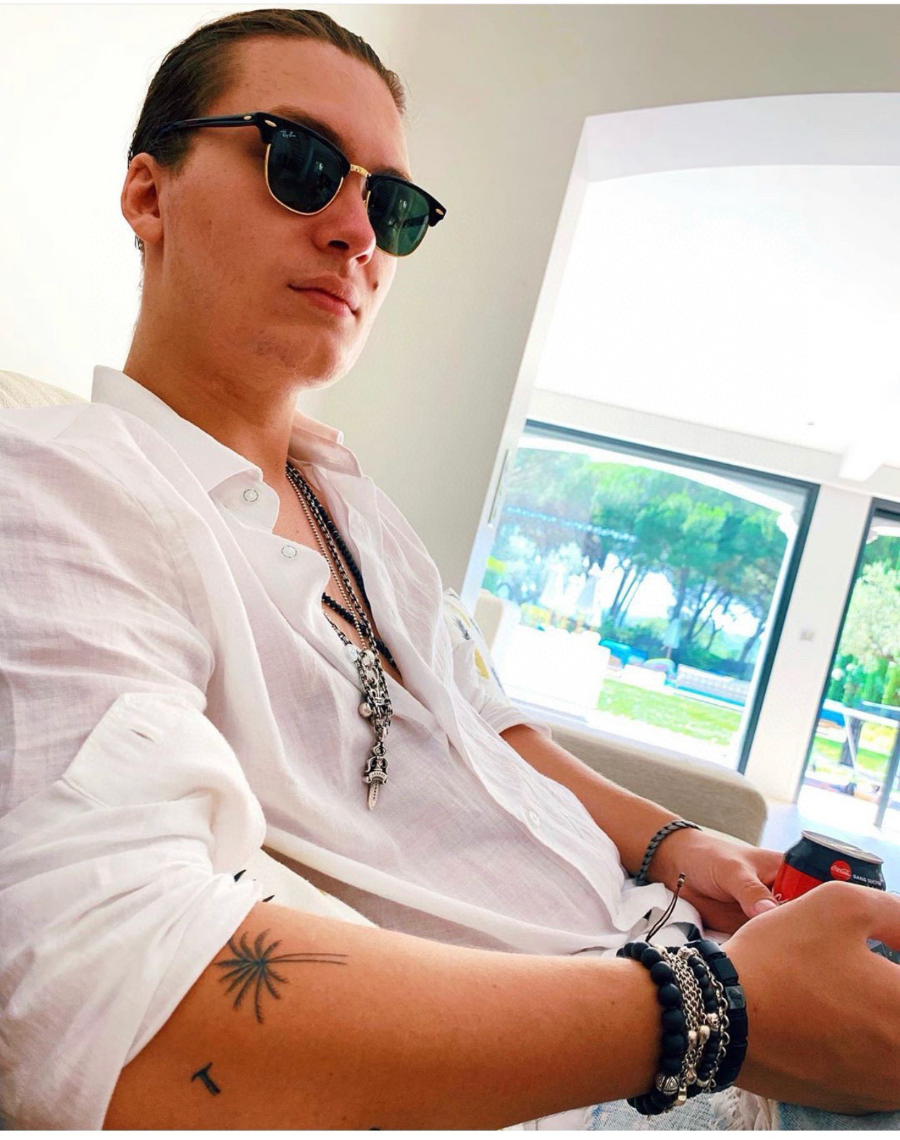 Chrome Hearts Double Ring Fleur Pendant 크롬하츠 더블 링 플뢰르 펜던트 3