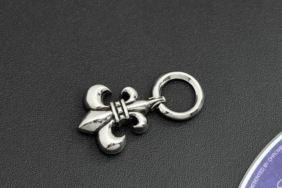 Chrome Hearts Large Ring Fleur Pendant 크롬하츠 라지 링 플뢰르 펜던트 14