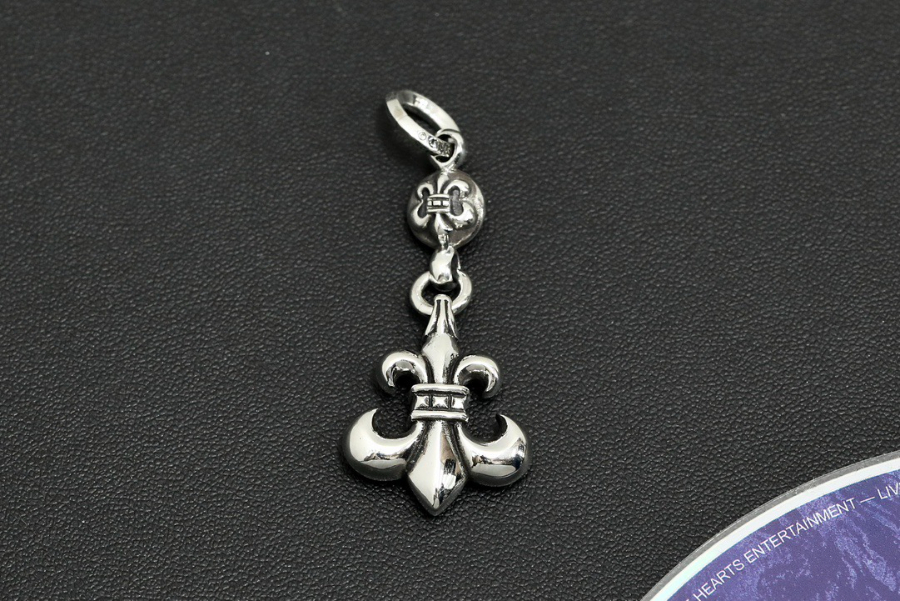 Chrome Hearts Small Fleur Ball Pendant 크롬하츠 스몰 플뢰르 볼 펜던트 15