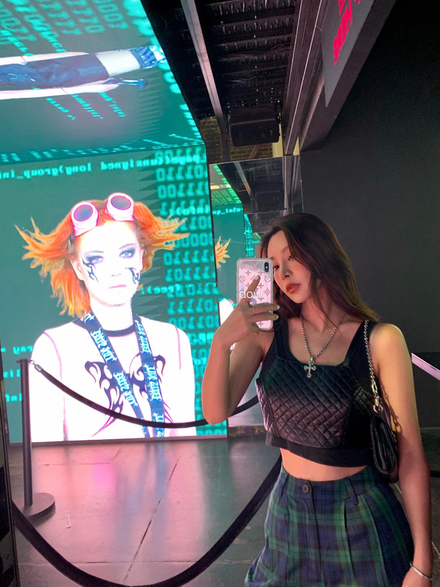 Chrome Hearts Small Floral Cross Pendant 크롬하츠 스몰 플로럴 크로스 펜던트 3