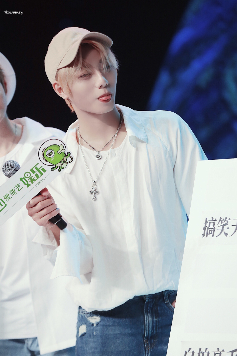 Chrome Hearts Small Floral Cross Pendant 크롬하츠 스몰 플로럴 크로스 펜던트 5