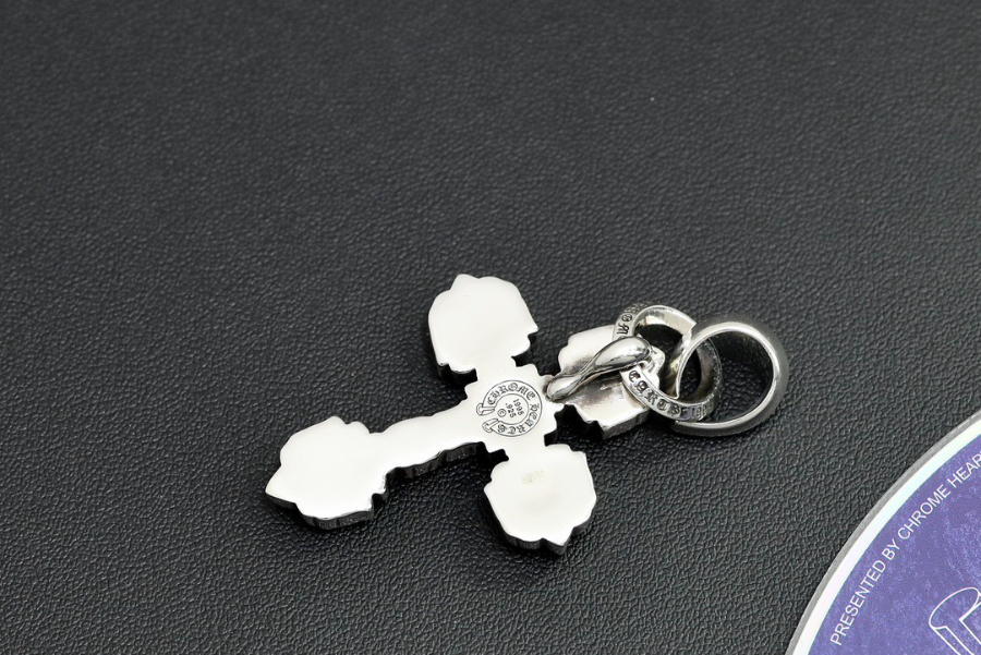 Chrome Hearts Small Floral Cross Pendant 크롬하츠 스몰 플로럴 크로스 펜던트 16