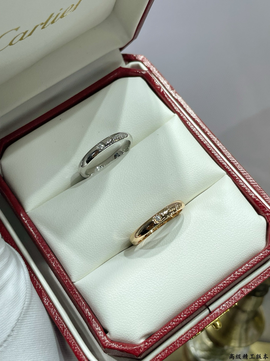 Cartier 까르띠에 LOVE 다이아몬드 링 (라운드 버전) 2