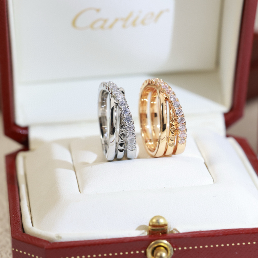 Cartier 까르띠에 LOVE 트리플 링 다이아몬드 버전 4