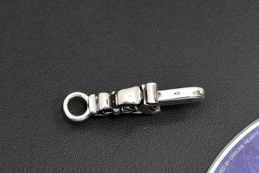 Chrome Hearts Baby Dagger Pendant 크롬하츠 베이비 대거 펜던트 16