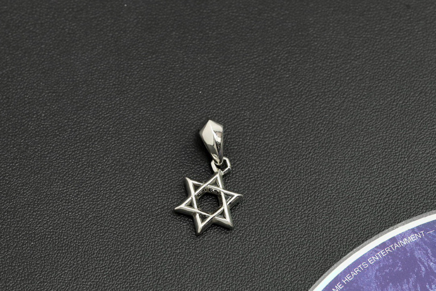 Chrome Hearts Small Star of David Pendant 크롬하츠 스몰 스타 오브 데이비드 펜던트 13