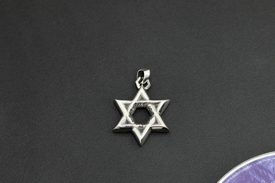 Chrome Hearts Large Star Pendant 크롬하츠 라지 육망성 펜던트 9