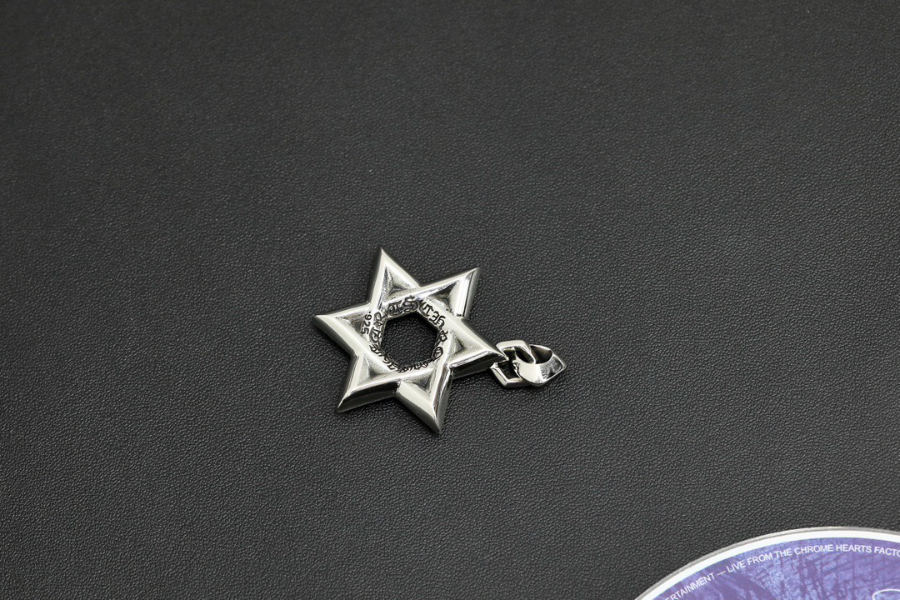 Chrome Hearts Large Star Pendant 크롬하츠 라지 육망성 펜던트 12