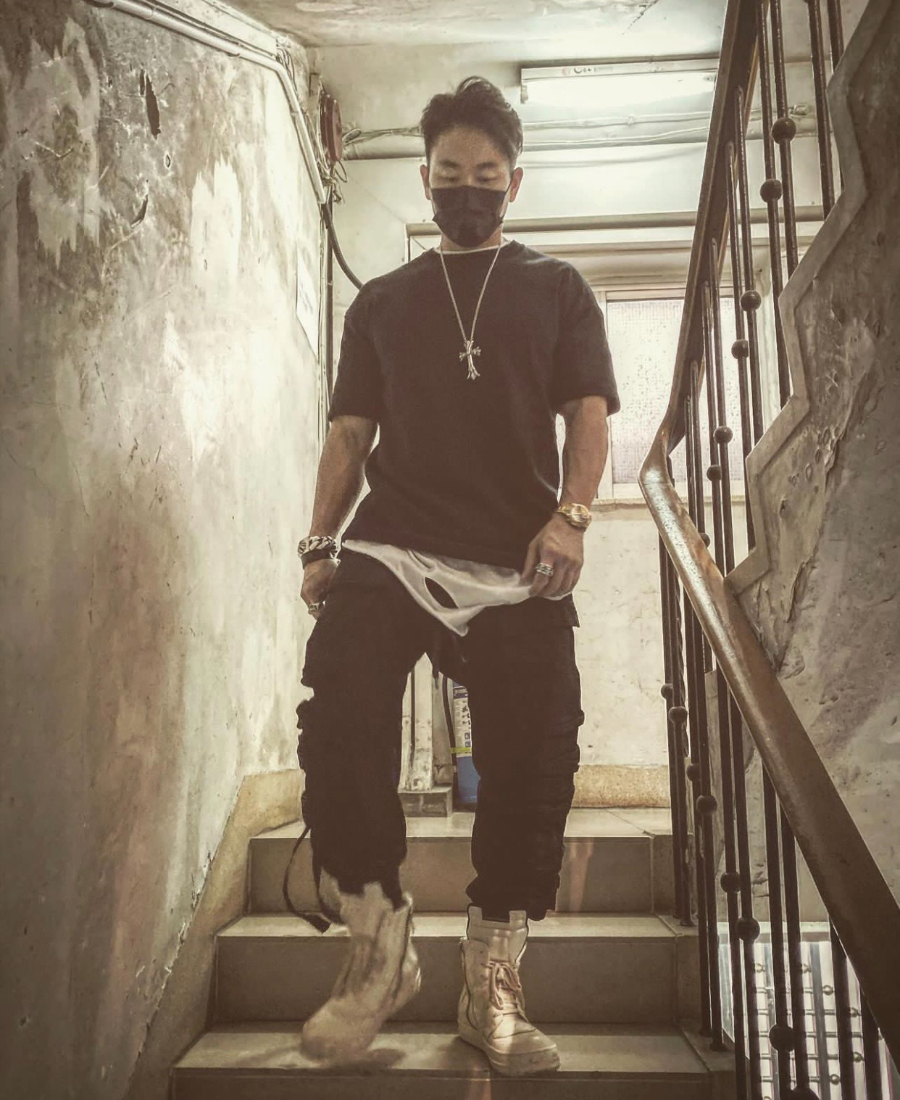 Chrome Hearts Large Heavy Cross Pendant 크롬하츠 라지 헤비 크로스 펜던트 2