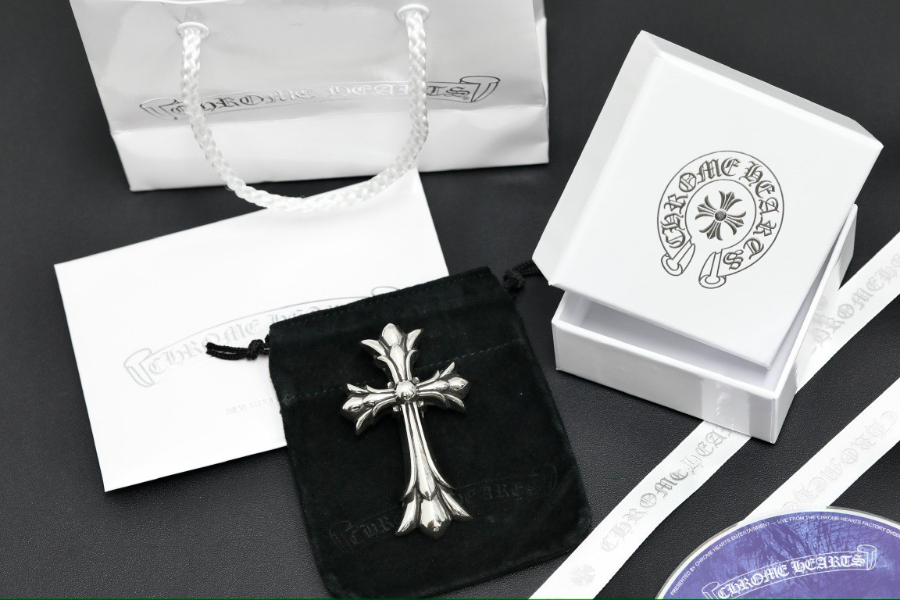 Chrome Hearts Large Heavy Cross Pendant 크롬하츠 라지 헤비 크로스 펜던트 7