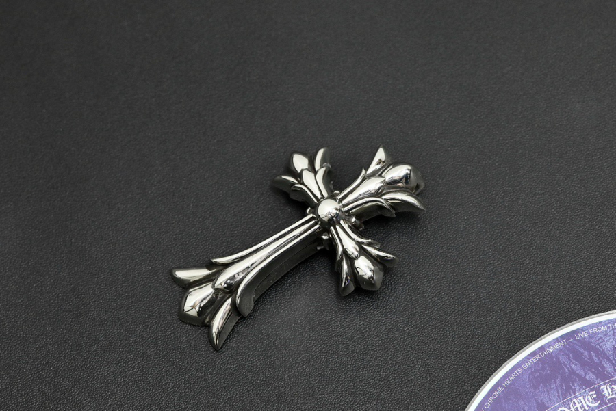 Chrome Hearts Large Heavy Cross Pendant 크롬하츠 라지 헤비 크로스 펜던트 11