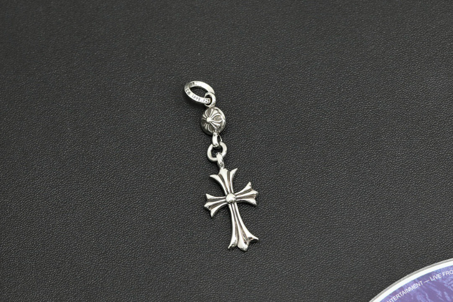Chrome Hearts Small Cross & Ball Pendant 크롬하츠 스몰 크로스 & 볼 펜던트 8