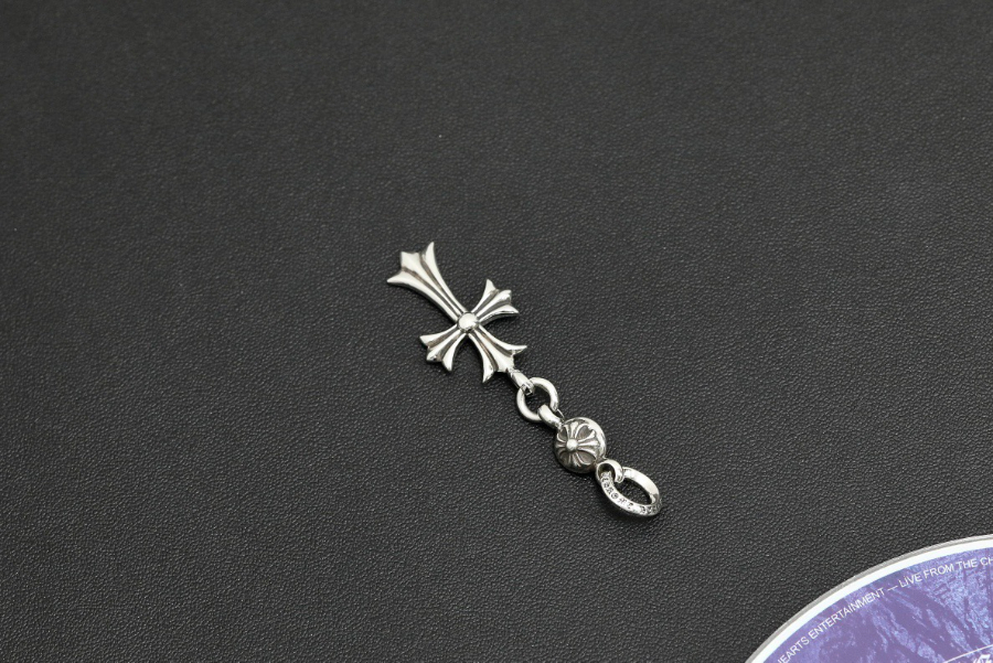 Chrome Hearts Small Cross & Ball Pendant 크롬하츠 스몰 크로스 & 볼 펜던트 10