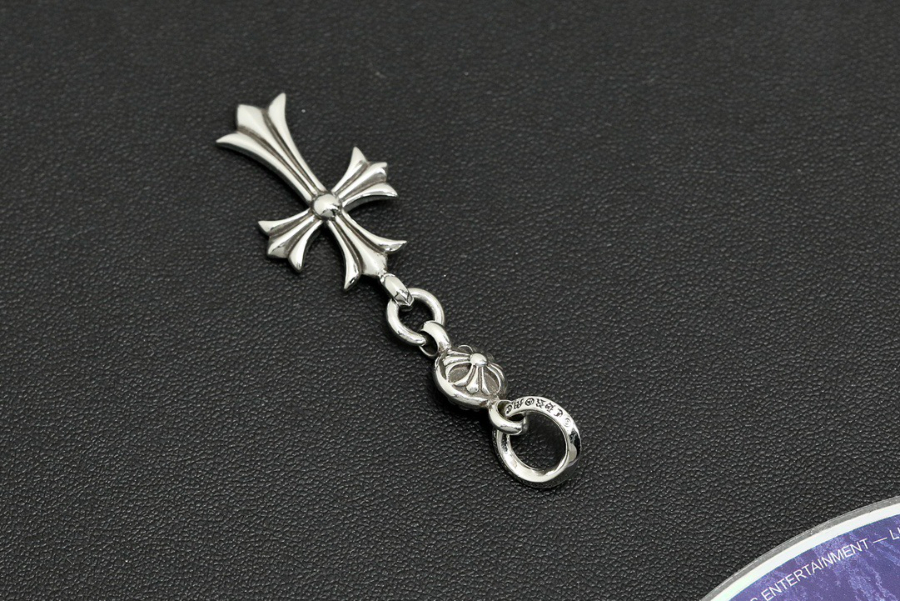 Chrome Hearts Small Cross & Ball Pendant 크롬하츠 스몰 크로스 & 볼 펜던트 14