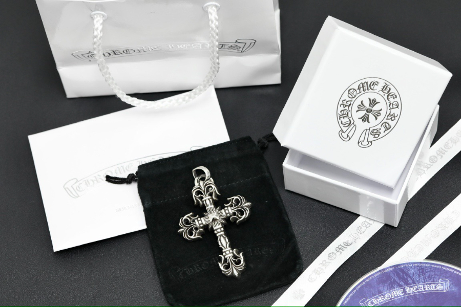 Chrome Hearts Large Floral Cross Pendant 크롬하츠 라지 플로럴 크로스 펜던트 7