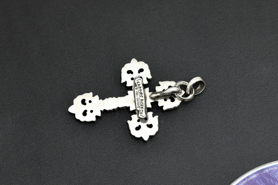 Chrome Hearts Large Floral Cross Pendant 크롬하츠 라지 플로럴 크로스 펜던트 13
