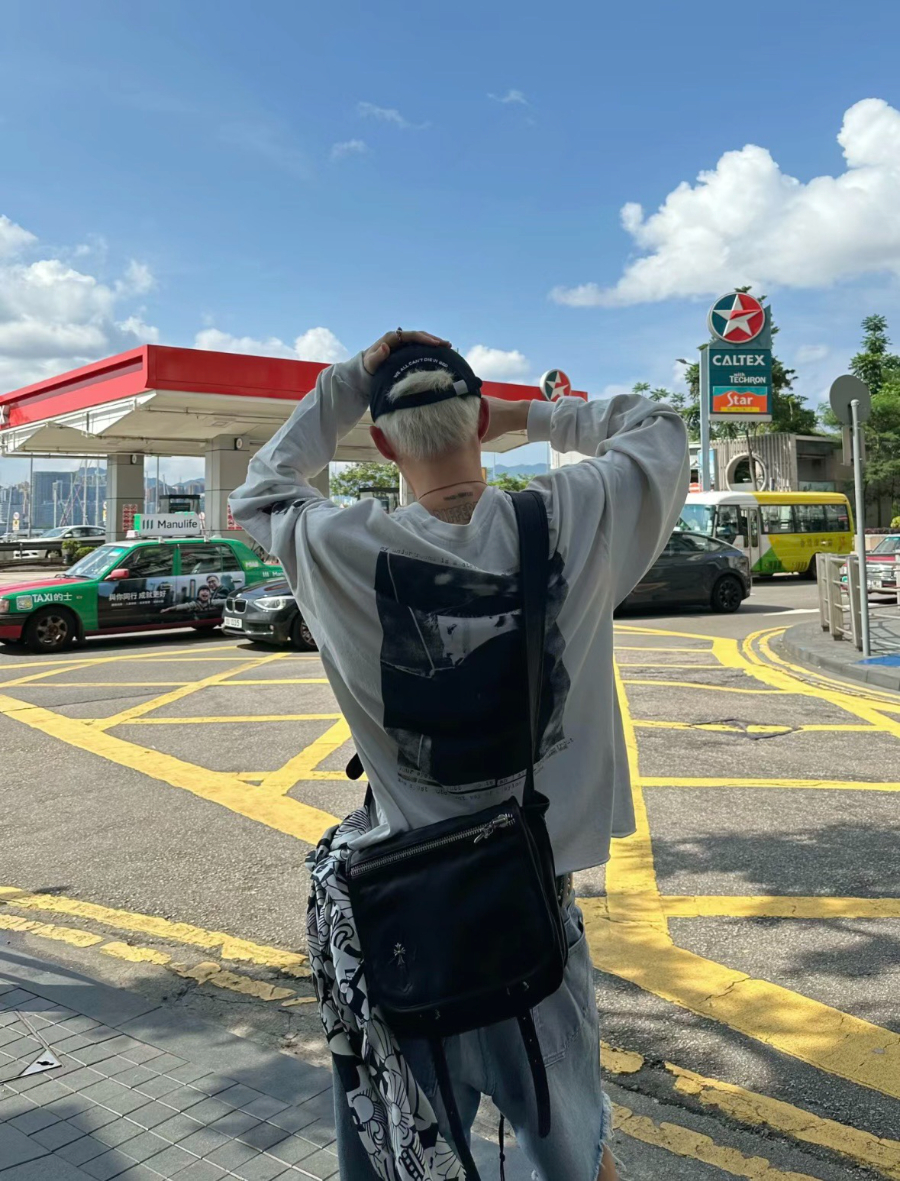 Chrome Hearts Soft Shoulder Tiny/B 크롬하츠 소프트 숄더 타이니 B 크로스백 4