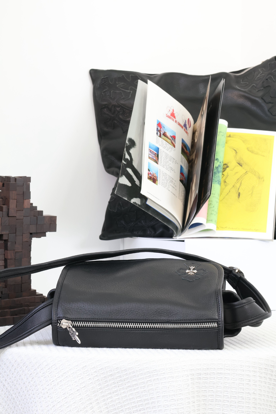 Chrome Hearts Soft Shoulder Tiny/B 크롬하츠 소프트 숄더 타이니 B 크로스백 12