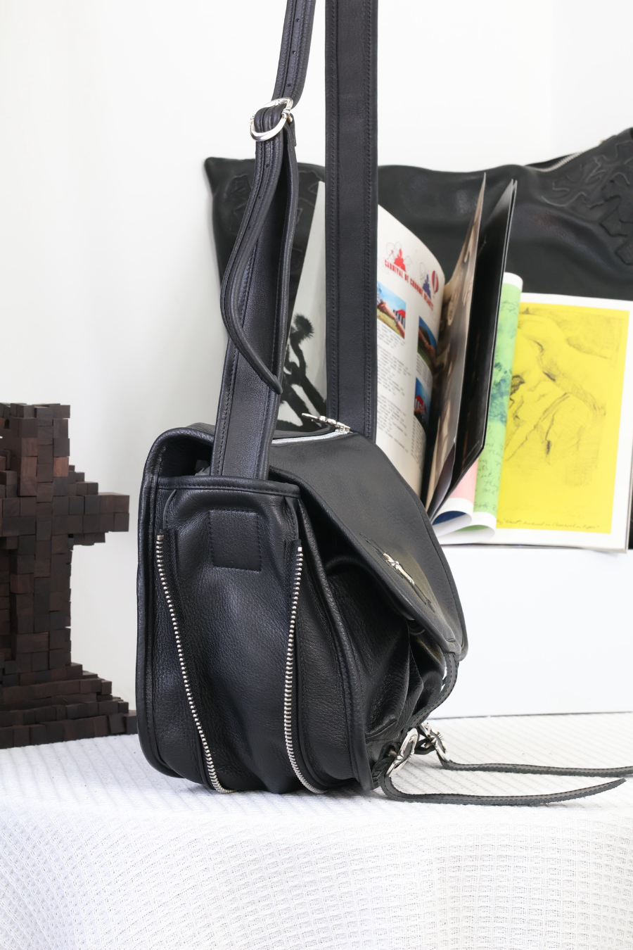 Chrome Hearts Soft Shoulder Tiny/B 크롬하츠 소프트 숄더 타이니 B 크로스백 13