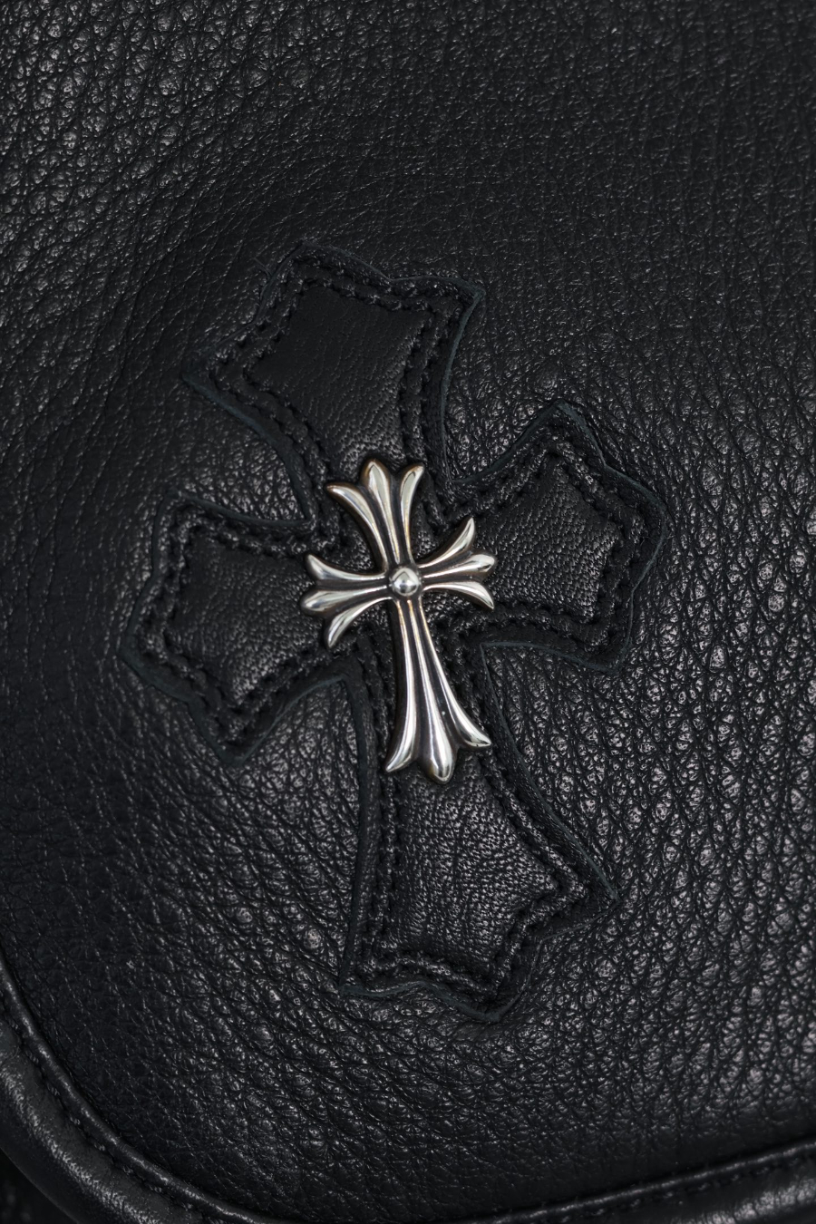 Chrome Hearts Soft Shoulder Tiny/B 크롬하츠 소프트 숄더 타이니 B 크로스백 19