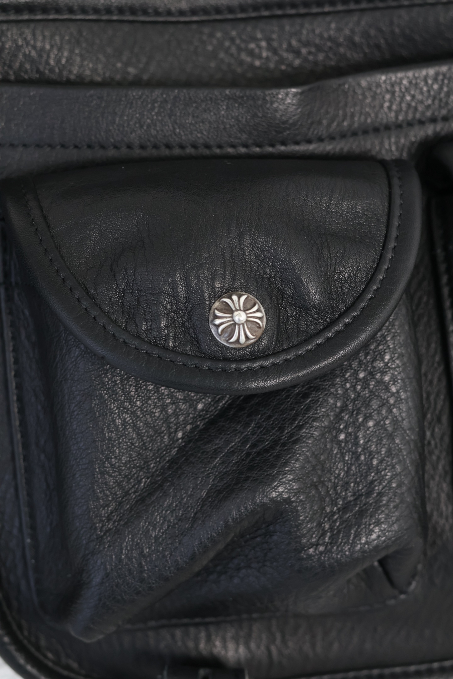 Chrome Hearts Soft Shoulder Tiny/B 크롬하츠 소프트 숄더 타이니 B 크로스백 22