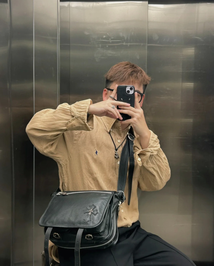 Chrome Hearts Soft Shoulder Tiny/B 크롬하츠 소프트 숄더 타이니 B 크로스백 30